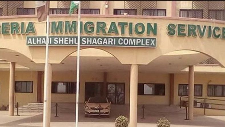 FG dismisses eight Immigration Officers and retires five others for&nbsp;misconducts