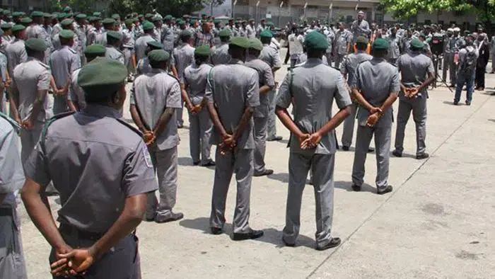 Nigeria customs warn Nigerians against falling for fake WhatsApp auction&nbsp;scams