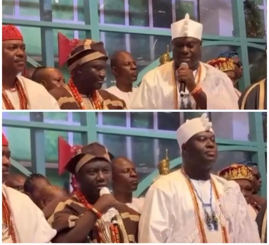 An interaction between the Ooni of Ife, Oba Enitan Ogunwusi, and the Alaafin of Oyo, Oba Abimbola Owoade,at the 90th birthday ceremony of billionaire businessman, Sir Kessington Adebutu, held in Lagos yesterday October 24, has sparked a debate&nbsp;online.