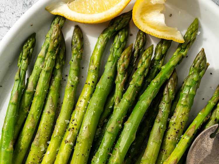 Steamed Asparagus