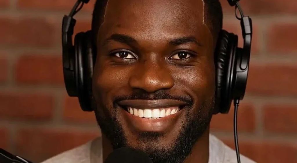 Ghanaian activist Ekow Black threatens su!cide after being outed as a woman&nbsp;be@ter.