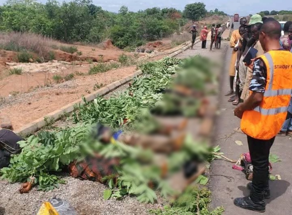 16 k!lled, five injured as bus plunges under bridge on Lokoja-Okene&nbsp;highway