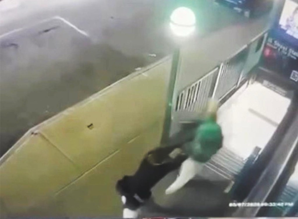 Footage captures horrific moment man fatally pushes retired elderly teacher, 76, down NYC subway&nbsp;stairs.