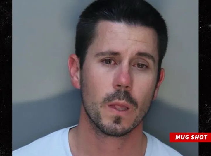 Secret Service Agent arrested for allegedly m@sturbating in hotel&nbsp;hallway
