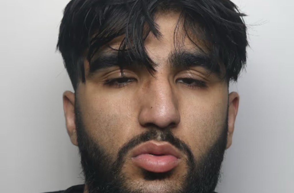 Blackmailer posed as woman to lure male teacher into sending s3x video then got him sacked after sharing it with&nbsp;pupils