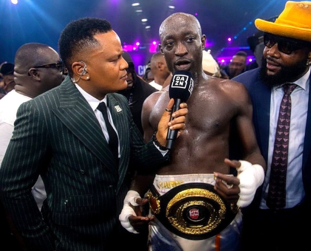 Streamer, Carter Efe defeats singer Portable in celebrity boxing&nbsp;showdown