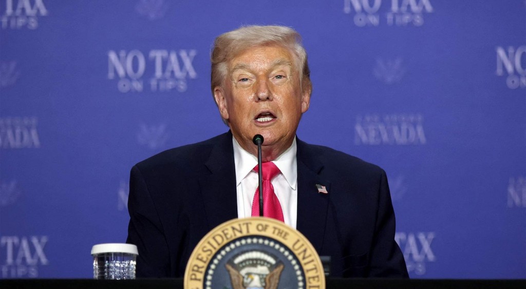 I don’t want to look fat, Trump says about wearing bulletproof&nbsp;vest
