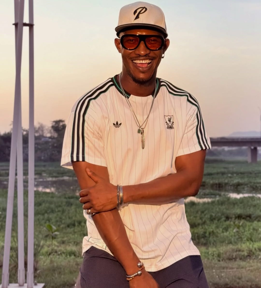 Gideon Okeke urges waring siblings to dialogue and make peace unless they want to be like him.